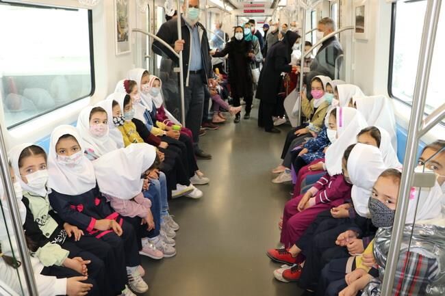 حمل‌ ونقل عمومی برای دانش‌آموزان و دانشجویان در مهرماه رایگان است